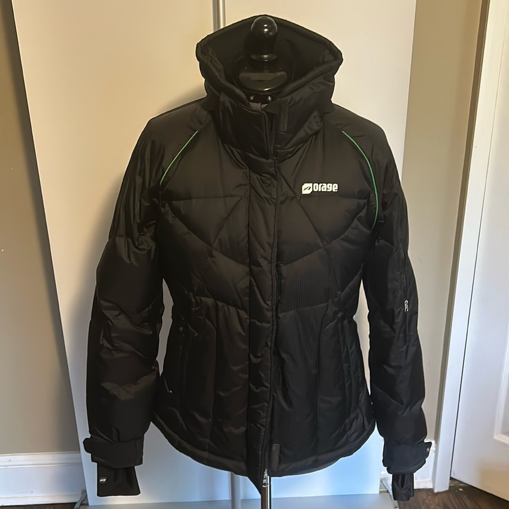 Top brand women’s ORAGE snowboard/ski jacket Size M